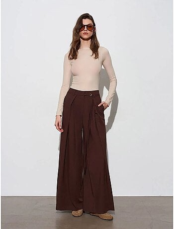 Pantalon large plissé à taille ceinturée dilvin
