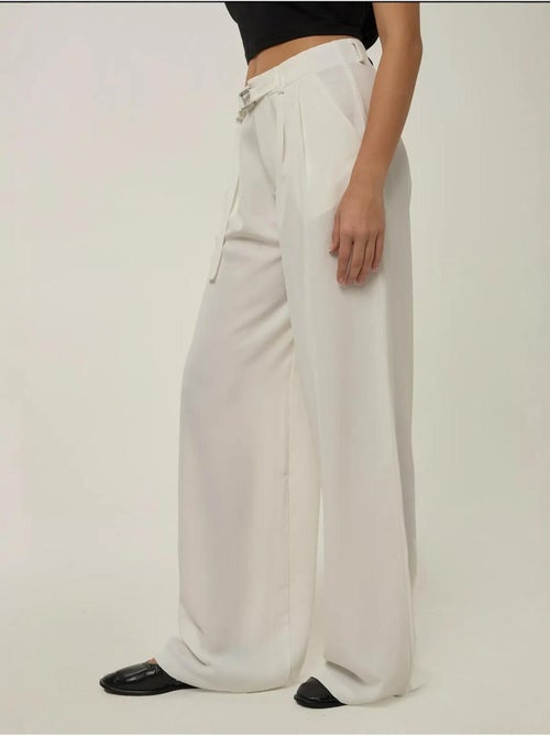 Pantalon large plissé taille haute - Kiabi Pantalon large plissé taille haute - Kiabi