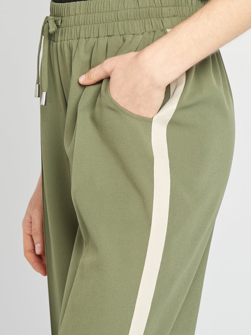 Pantalon large taille haute avec bandes contrastantes Kaki - Kiabi