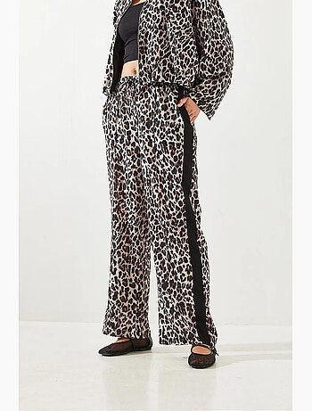 Pantalon large taille haute imprimé léopard lucci