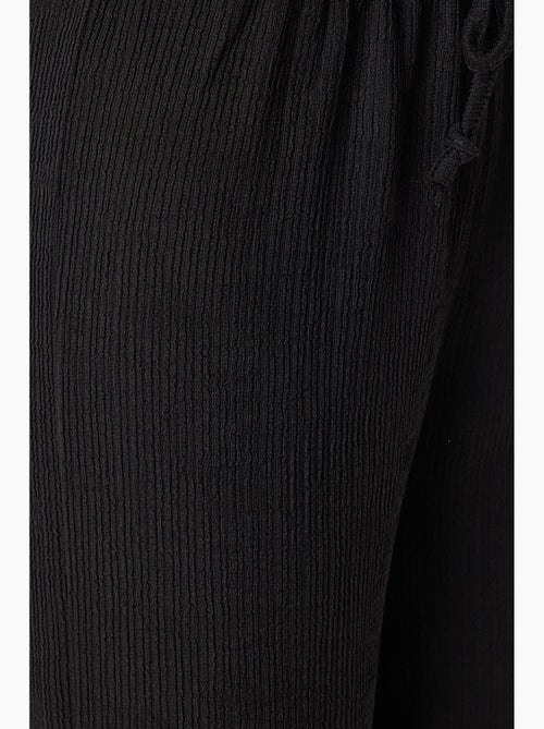 Pantalon large texturé taille haute istanbul - Kiabi Pantalon large texturé taille haute istanbul - Kiabi