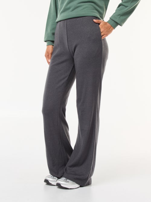 Pantalon larges en matière côtelée - Kiabi