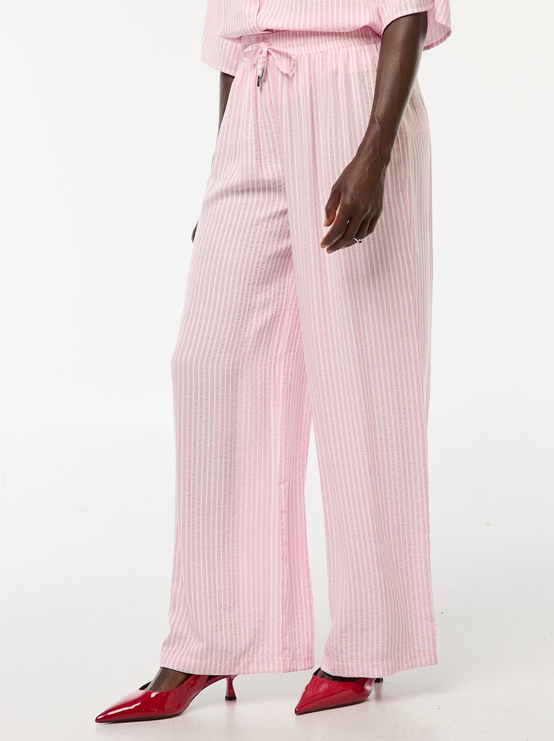 Pantalon léger et rayé coupe large Rose - Kiabi