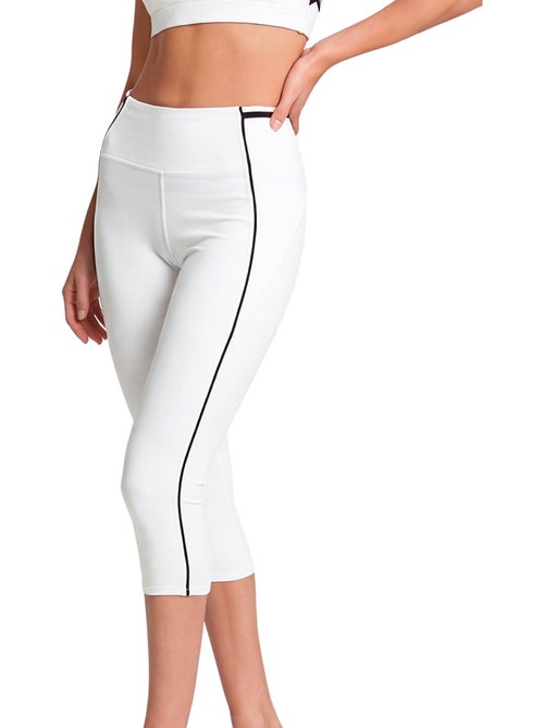 Pantalon leggings court de sport tech st8 - Kiabi Pantalon leggings court de sport tech st8 - Kiabi