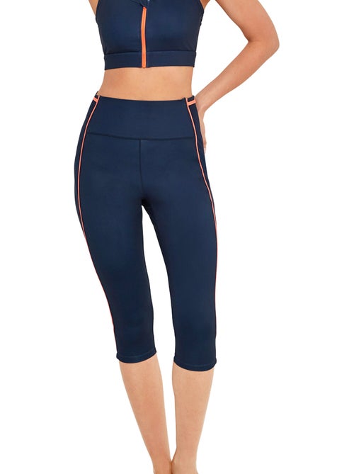 Pantalon leggings court de sport tech st8 - Kiabi Pantalon leggings court de sport tech st8 - Kiabi