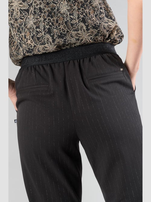 Pantalon LIVIA carotte 'Le Temps Des Cerises' - Kiabi