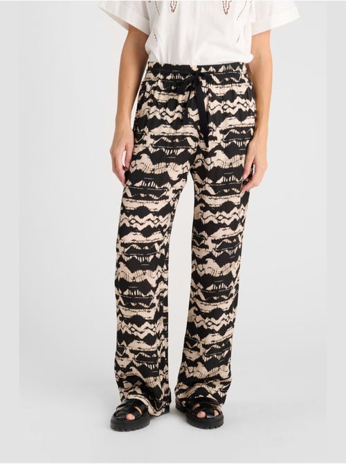 Pantalon lomy droite 'le temps des cerises' - Kiabi Pantalon lomy droite 'le temps des cerises' - Kiabi
