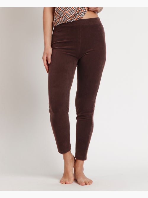 Pantalon long en velours côtelé extensible pour femme ADMAS - Kiabi Pantalon long en velours côtelé extensible pour femme ADMAS - Kiabi