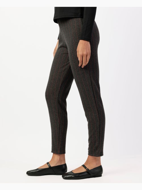 Pantalon long extensible à rayures pour femme ADMAS - Kiabi Pantalon long extensible à rayures pour femme ADMAS - Kiabi
