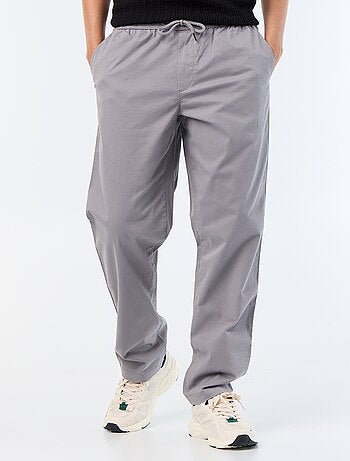 Pantalon matière effet peau de pêche