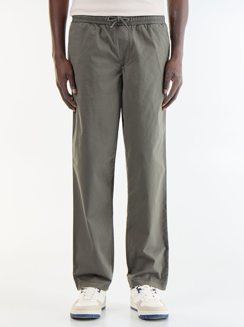 Pantalon matière effet peau de pêche Kaki - Kiabi