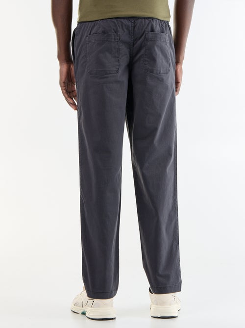 Pantalon matière effet peau de pêche - Kiabi