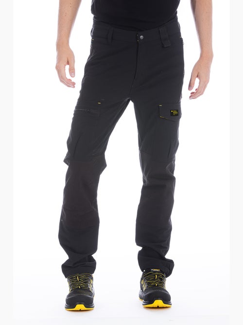 Pantalon multi-poches en bi-stretch AXIS - Kiabi Pantalon multi-poches en bi-stretch AXIS - Kiabi