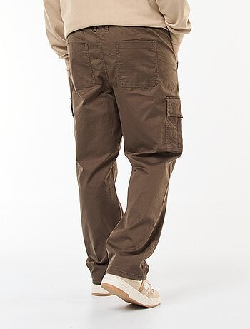 Pantalon multipoches uni avec passant pour ceinture