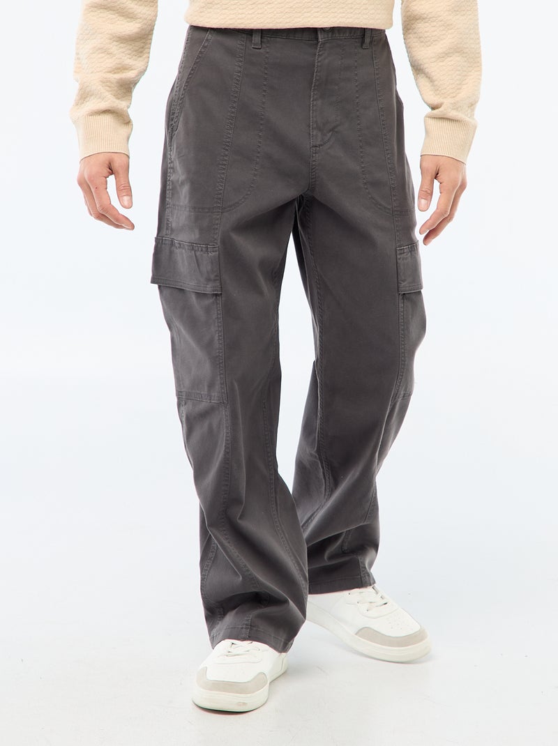 Pantalon multipoches uni coupe droite / Regular Fit Noir - Kiabi