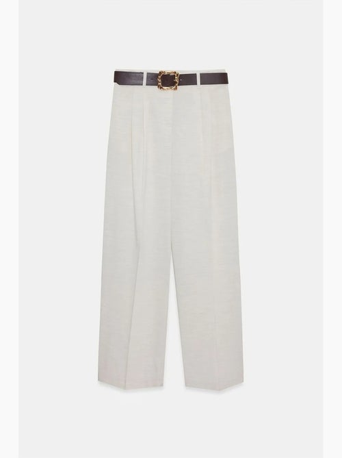 Pantalon palazzo à jambe large et ceinture dilvin - Kiabi Pantalon palazzo à jambe large et ceinture dilvin - Kiabi