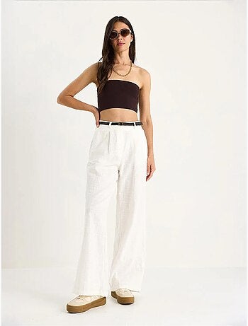 Pantalon palazzo en lin bianco avec ceinture en paille et détails de poche lucci