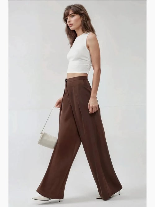 Pantalon palazzo en satin à taille haute et jambes larges hiccup - Kiabi Pantalon palazzo en satin à taille haute et jambes larges hiccup - Kiabi