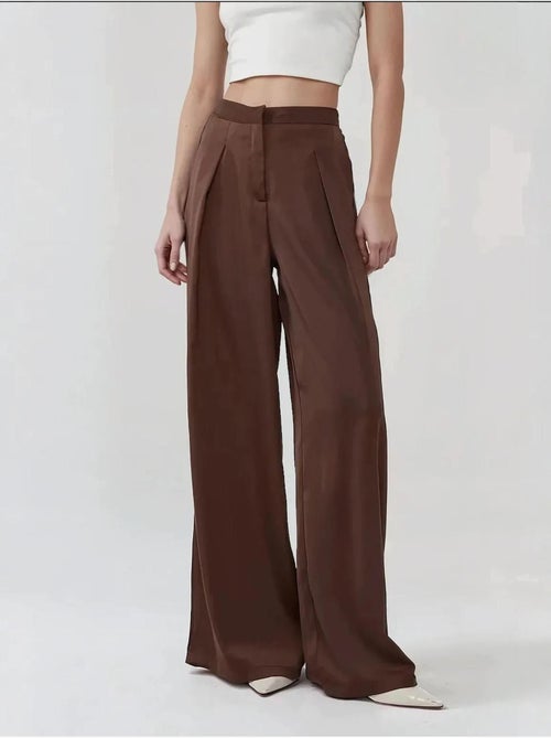 Pantalon Palazzo en satin à taille haute et jambes larges - Kiabi Pantalon Palazzo en satin à taille haute et jambes larges - Kiabi