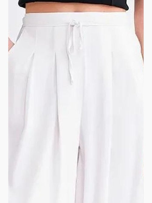 Pantalon palazzo plissé taille haute mixray - Kiabi Pantalon palazzo plissé taille haute mixray - Kiabi