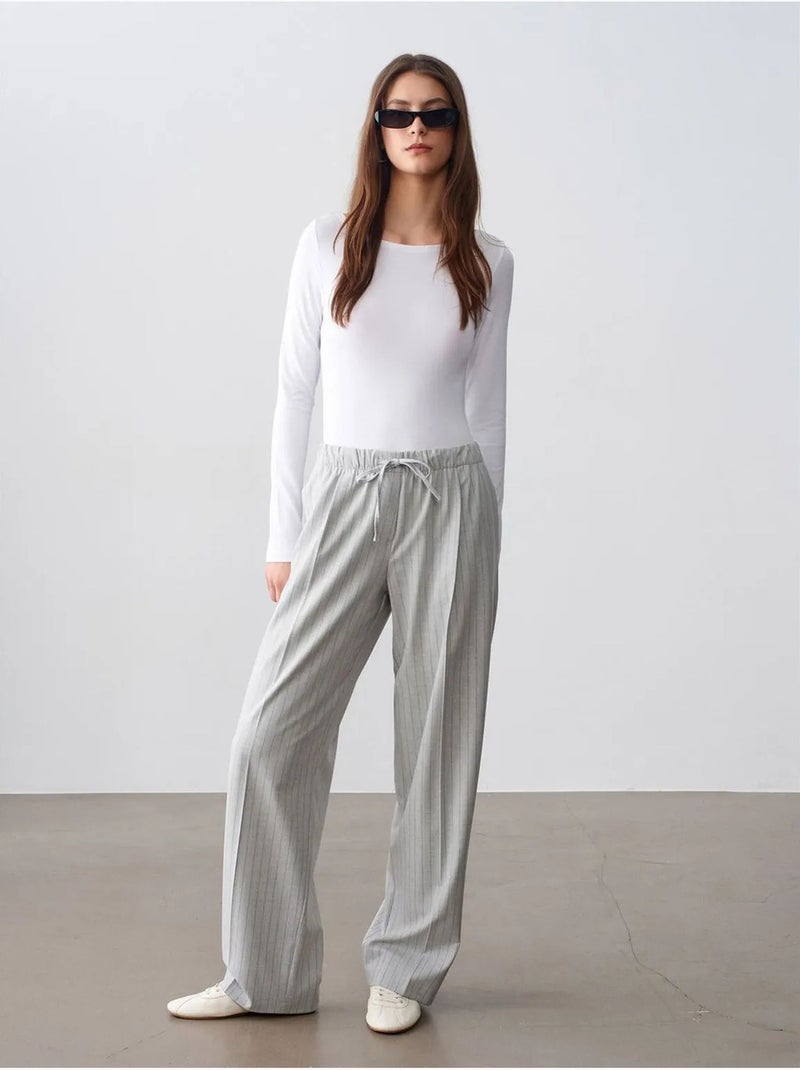 Pantalon palazzo rayé à jambe large dilvin Gris clair - Kiabi