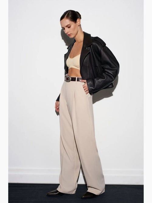 Pantalon palazzo taille haute en crêpe dilvin - Kiabi Pantalon palazzo taille haute en crêpe dilvin - Kiabi
