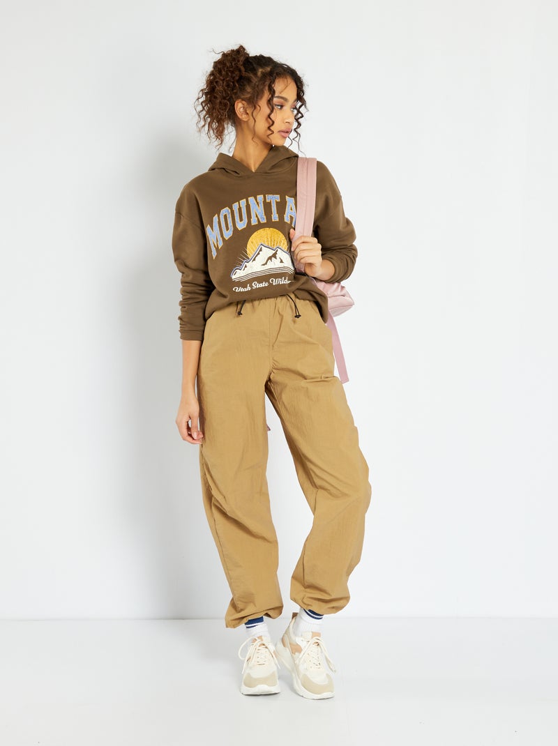 Pantalon parachute en nylon Camel foncé - Kiabi