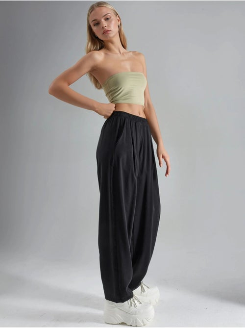 Pantalon plissé à jambes larges busem - Kiabi Pantalon plissé à jambes larges busem - Kiabi