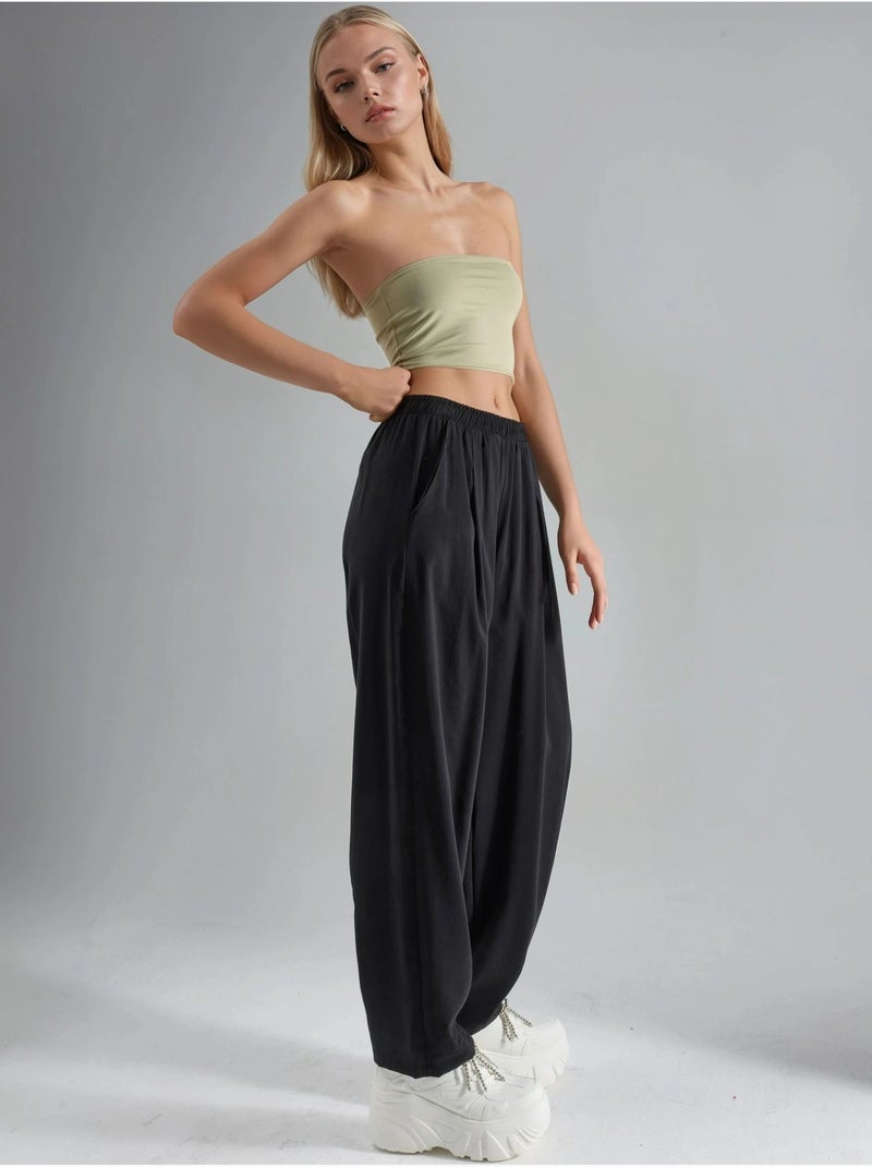 Pantalon plissé à jambes larges busem Noir - Kiabi
