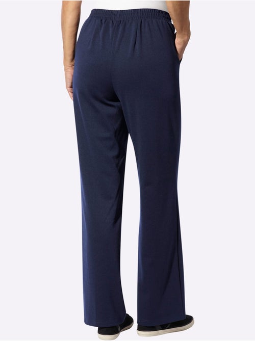 Pantalon plissé plis repassés soignés - taille courte - moda vilona - Kiabi Pantalon plissé plis repassés soignés - taille courte - moda vilona - Kiabi