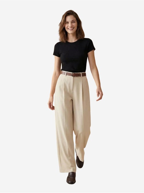 Pantalon plissé taille haute à jambes larges my fashion - Kiabi Pantalon plissé taille haute à jambes larges my fashion - Kiabi