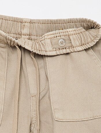Pantalon poches rectangulaires - Coupe + ajustée