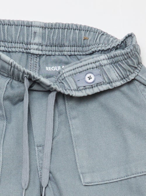 Pantalon poches rectangulaires - Coupe + ajustée - Kiabi