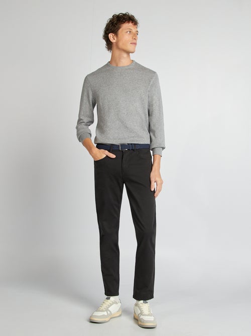 Pantalon pour homme à coupe slim et 5 poches - Kiabi Pantalon pour homme à coupe slim et 5 poches - Kiabi