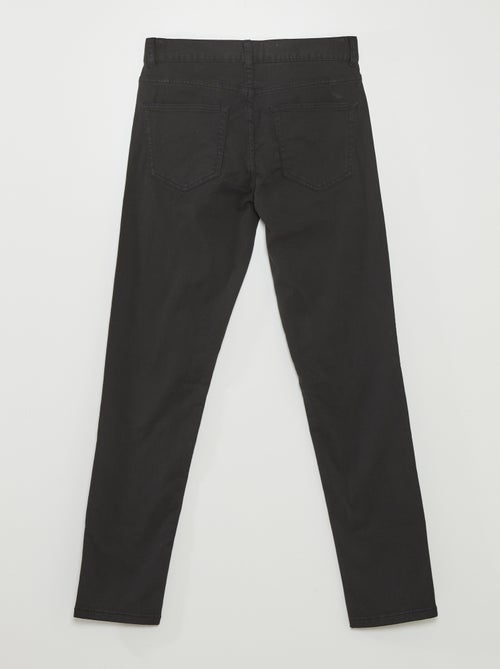 Pantalon pour homme à coupe slim et 5 poches - Kiabi Pantalon pour homme à coupe slim et 5 poches - Kiabi