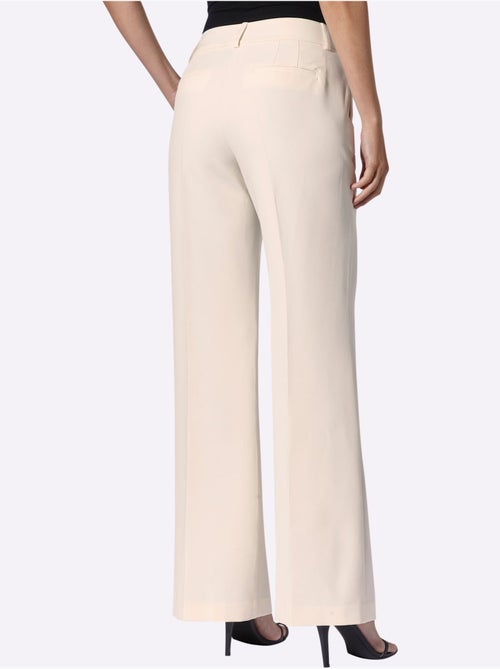 Pantalon Qualité Peu Froissable - Taille Standard - Helline - Kiabi Pantalon Qualité Peu Froissable - Taille Standard - Helline - Kiabi