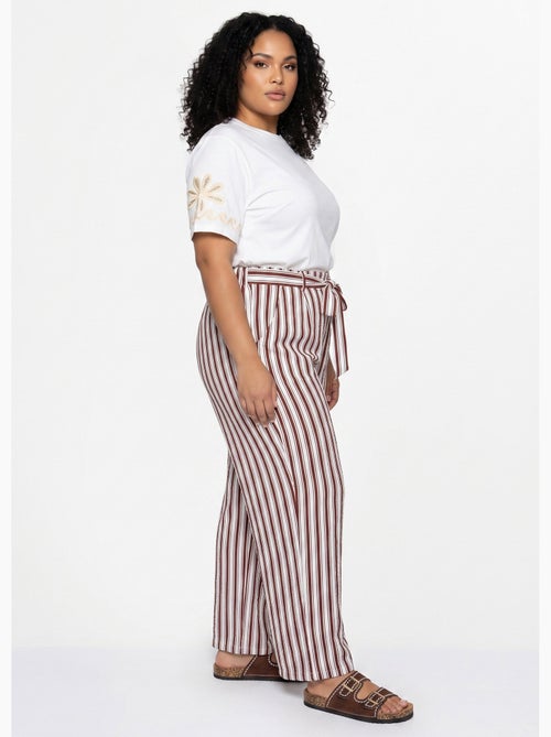 Pantalon rayé ceinturé, fils métallisés - AFIBEL - Kiabi Pantalon rayé ceinturé, fils métallisés - AFIBEL - Kiabi