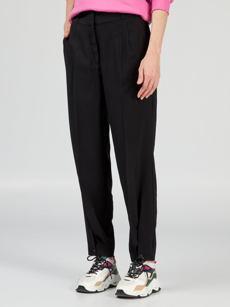 Pantalon regular en twill Noir - Kiabi
