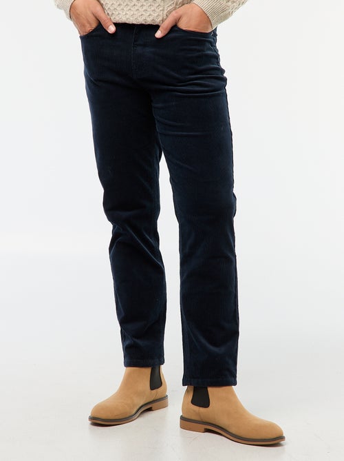 Pantalon regular fit en velours uni - Kiabi