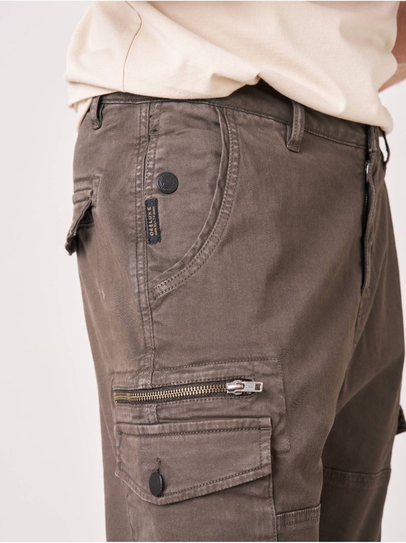 Pantalon regular homme en coton 'deeluxe' Marron foncé - Kiabi