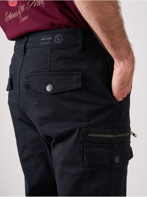 Pantalon regular homme en coton 'deeluxe' - Kiabi Pantalon regular homme en coton 'deeluxe' - Kiabi