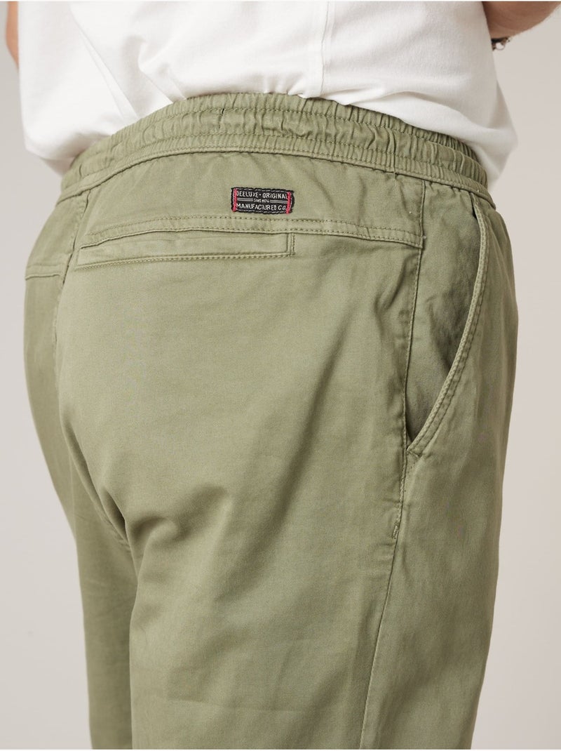 Pantalon régular homme en coton 'Deeluxe' Vert kaki clair - Kiabi