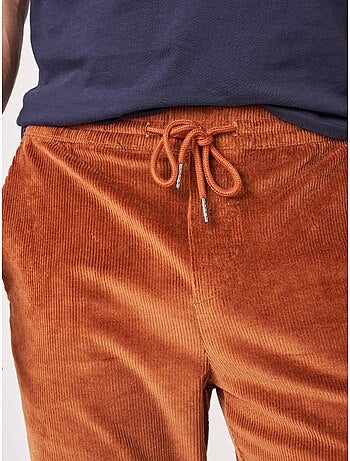 Pantalon relaxed homme en velours côtelé 'deeluxe'