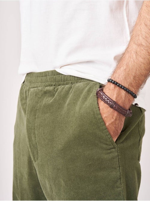 Pantalon relaxed homme velours côtelé 'deeluxe' - Kiabi Pantalon relaxed homme velours côtelé 'deeluxe' - Kiabi