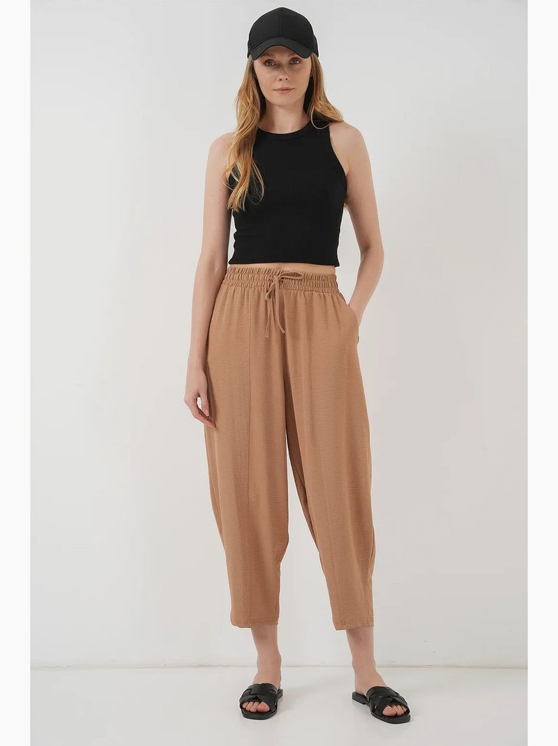 Pantalon salwar texturé longueur cheville avec cordon de serrage à la taille bdart Camel - Kiabi