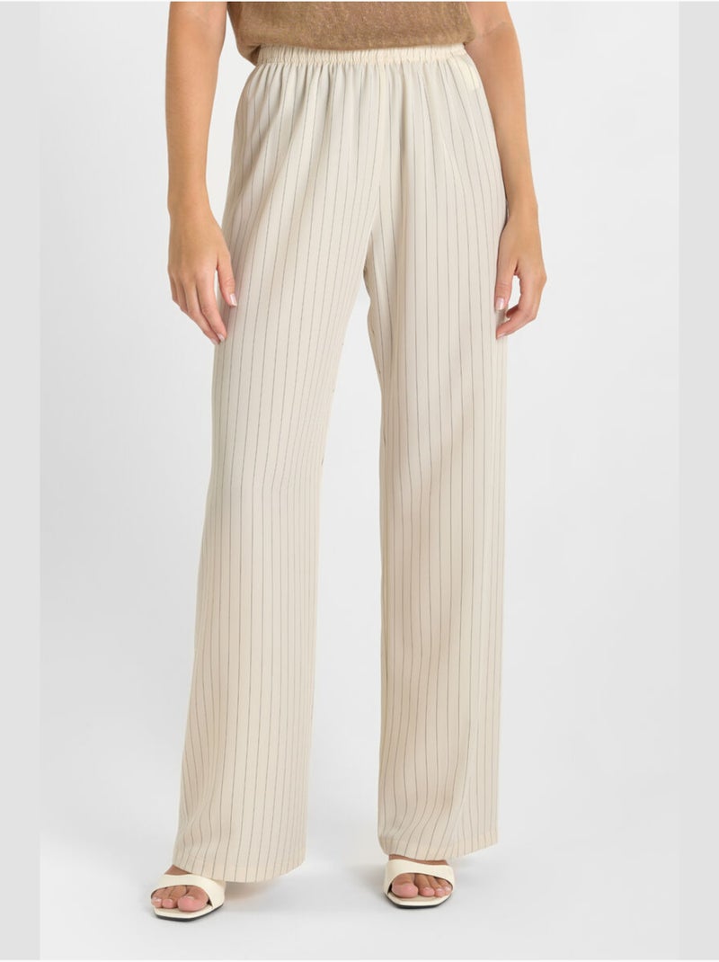 Pantalon SIDIA loose, large 'Le Temps Des Cerises' Beige - Kiabi