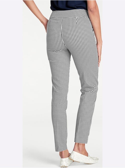 Pantalon Skinny Coupe Skinny - Taille Courte - Helline - Kiabi Pantalon Skinny Coupe Skinny - Taille Courte - Helline - Kiabi