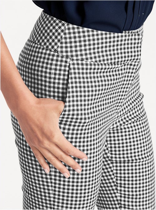 Pantalon Skinny Coupe Skinny - Taille Standard - Helline - Kiabi Pantalon Skinny Coupe Skinny - Taille Standard - Helline - Kiabi