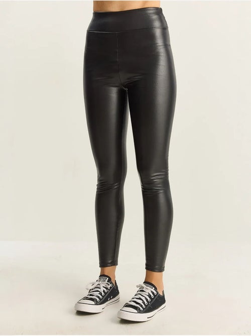 Pantalon skinny en similicuir à taille élastique lucci - Kiabi Pantalon skinny en similicuir à taille élastique lucci - Kiabi