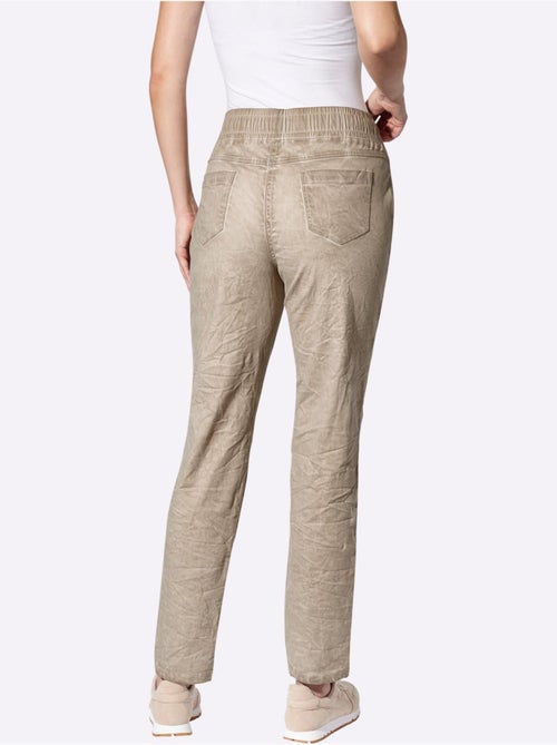 Pantalon Slim Effet Délavé - Taille Standard - Helline - Kiabi Pantalon Slim Effet Délavé - Taille Standard - Helline - Kiabi